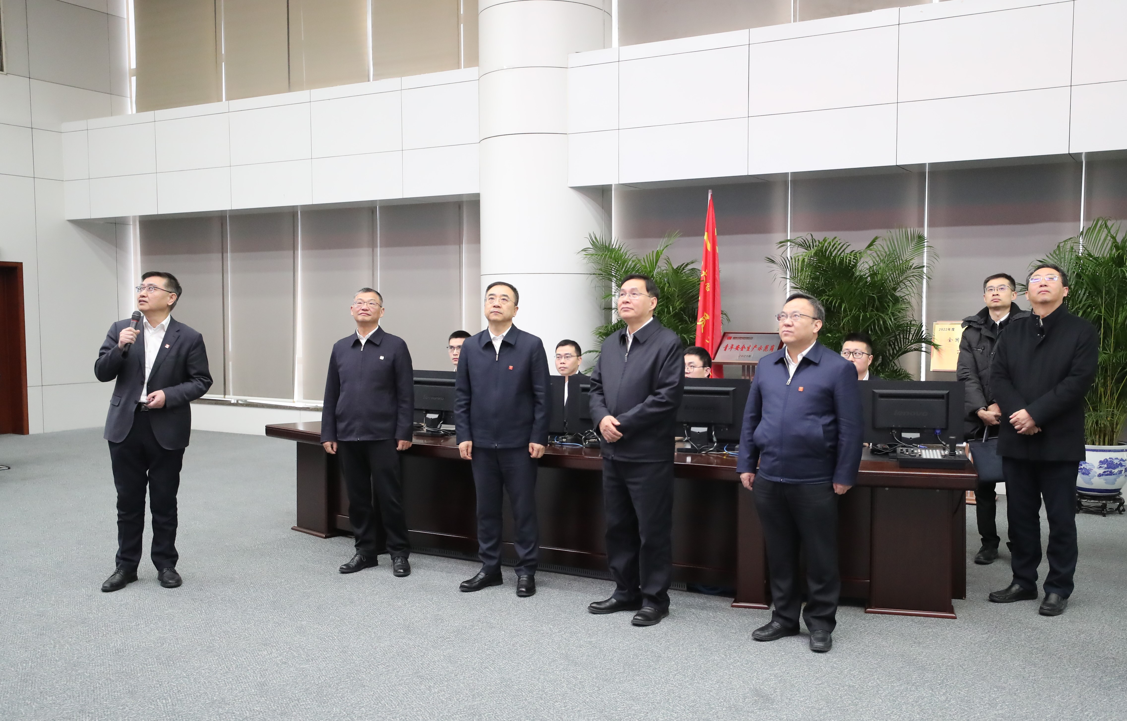 张玉卓、、、国资、、、央企、、、国资委、、、书记、、、主任、、、国企、、、企业刷新