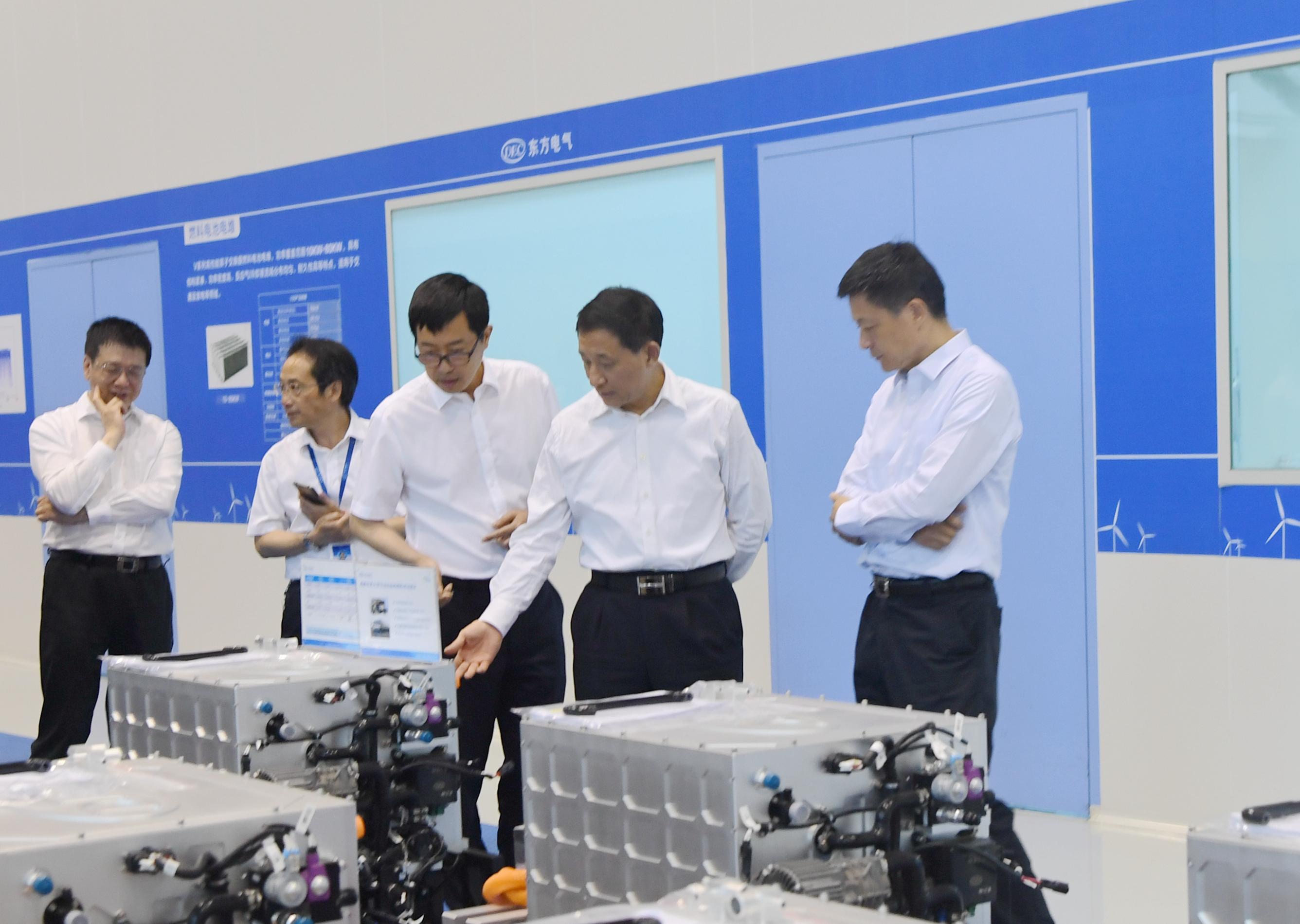 彭华岗、、国资、、央企、、国资委、、秘书长、、企业刷新